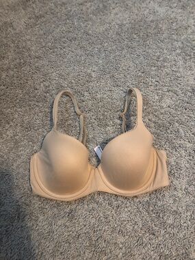 Victoria's Secret Nude T-Shirt Underwire Bra